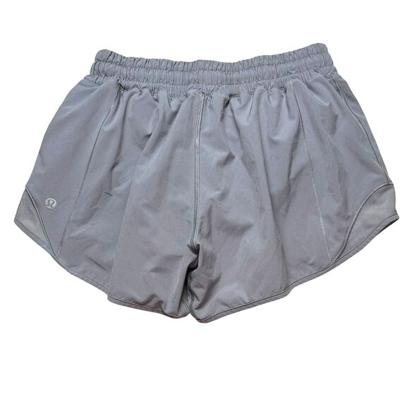 Lululemon Hotty Hot Low-Rise Lined Short 4" Rhino Grey - Picture 4 of 8